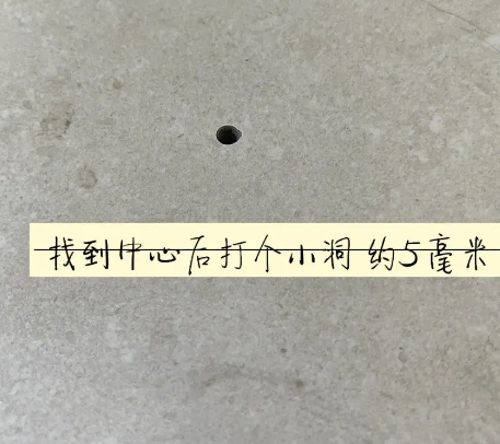 邗江瓷砖空鼓维修公司专业解答在瓷砖铺贴过程中，如果砂料搅拌不均匀，将会带来以下问题